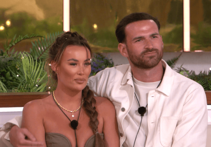 Harriett e Ronnie di Love Island si preparano a convivere