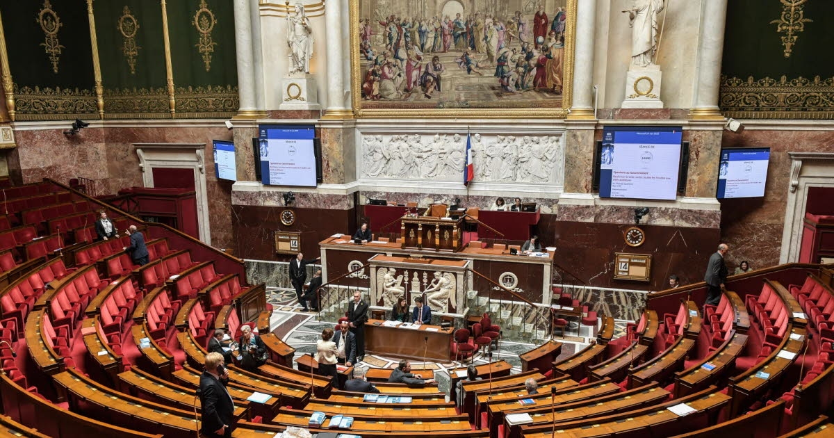 Politics. Assisted dying: MPs reinstate the principle of self-administration of lethal substances