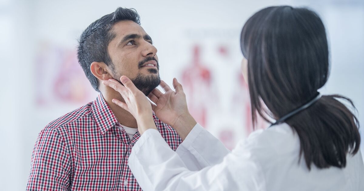 Brits with common symptom urged to have free NHS cancer test at their pharmacy