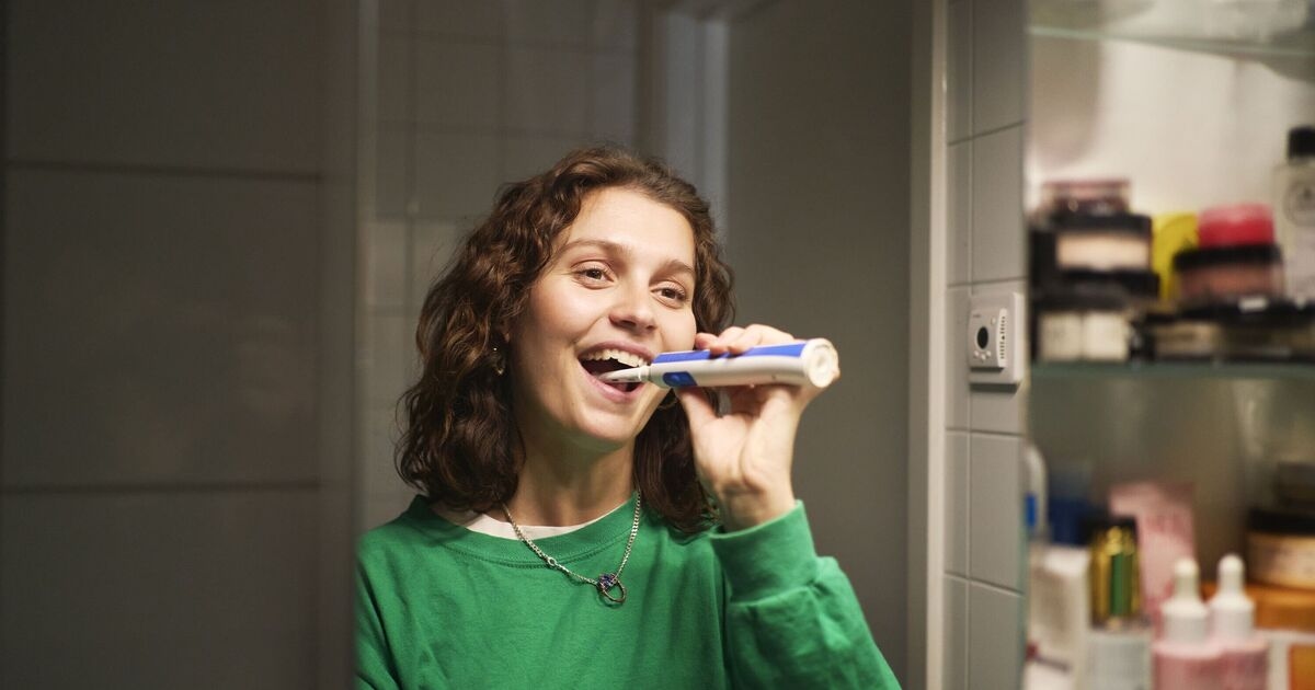 'Sou dentista e passei a vida inteira escovando os dentes da maneira errada'