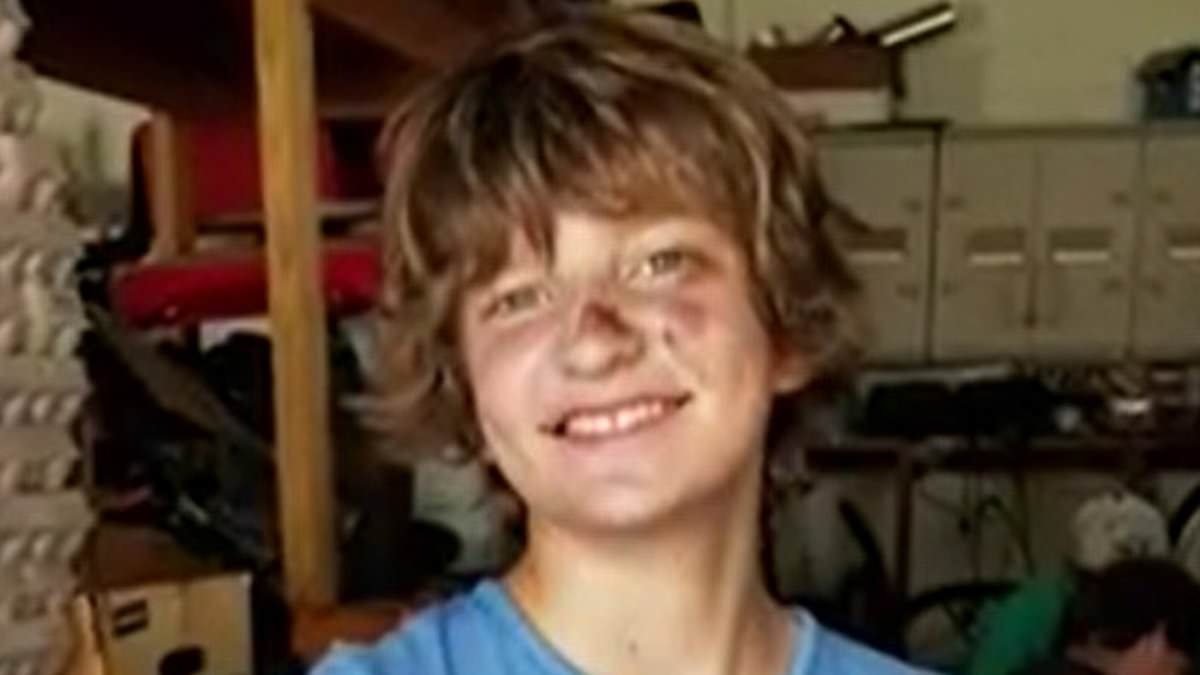 Swimmer who contracted brain-eating amoeba from lake dies... as experts worry of spread