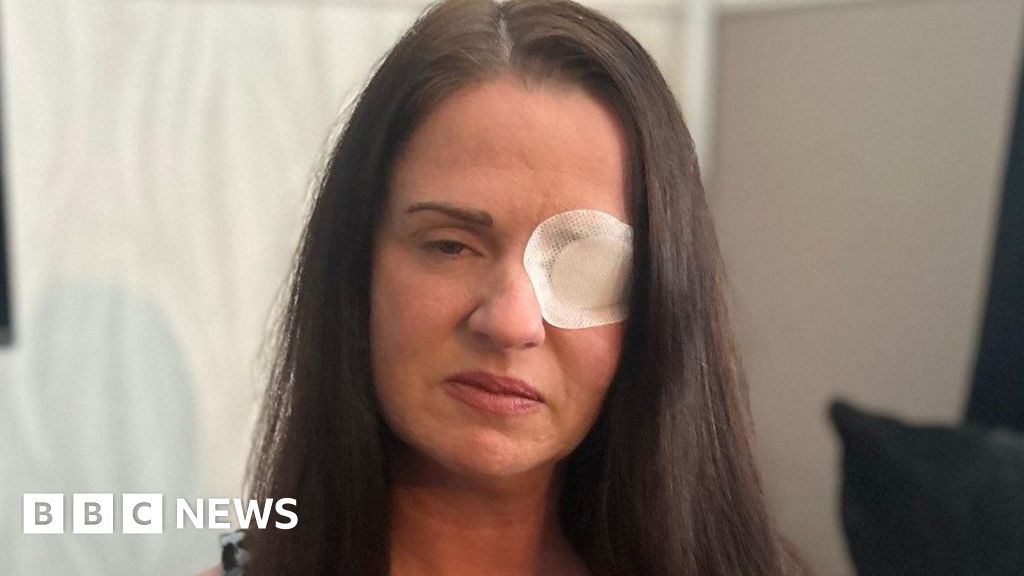 Mulher luta pela vida após esteticista aplicar Botox falso pedir desculpas