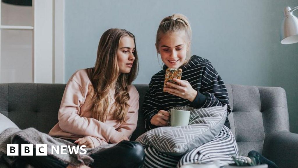 Les Libéraux-démocrates veulent des avertissements sanitaires sur les réseaux sociaux des adolescents