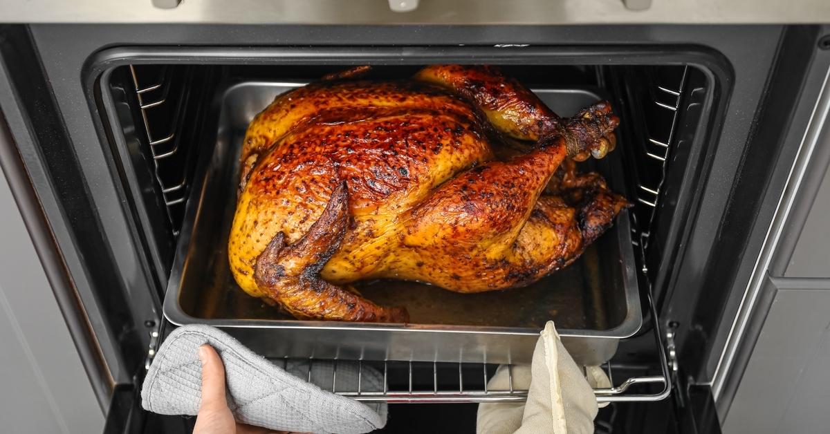 ¡Se envenenaron con pollo! Náuseas, entumecimiento en las manos...
