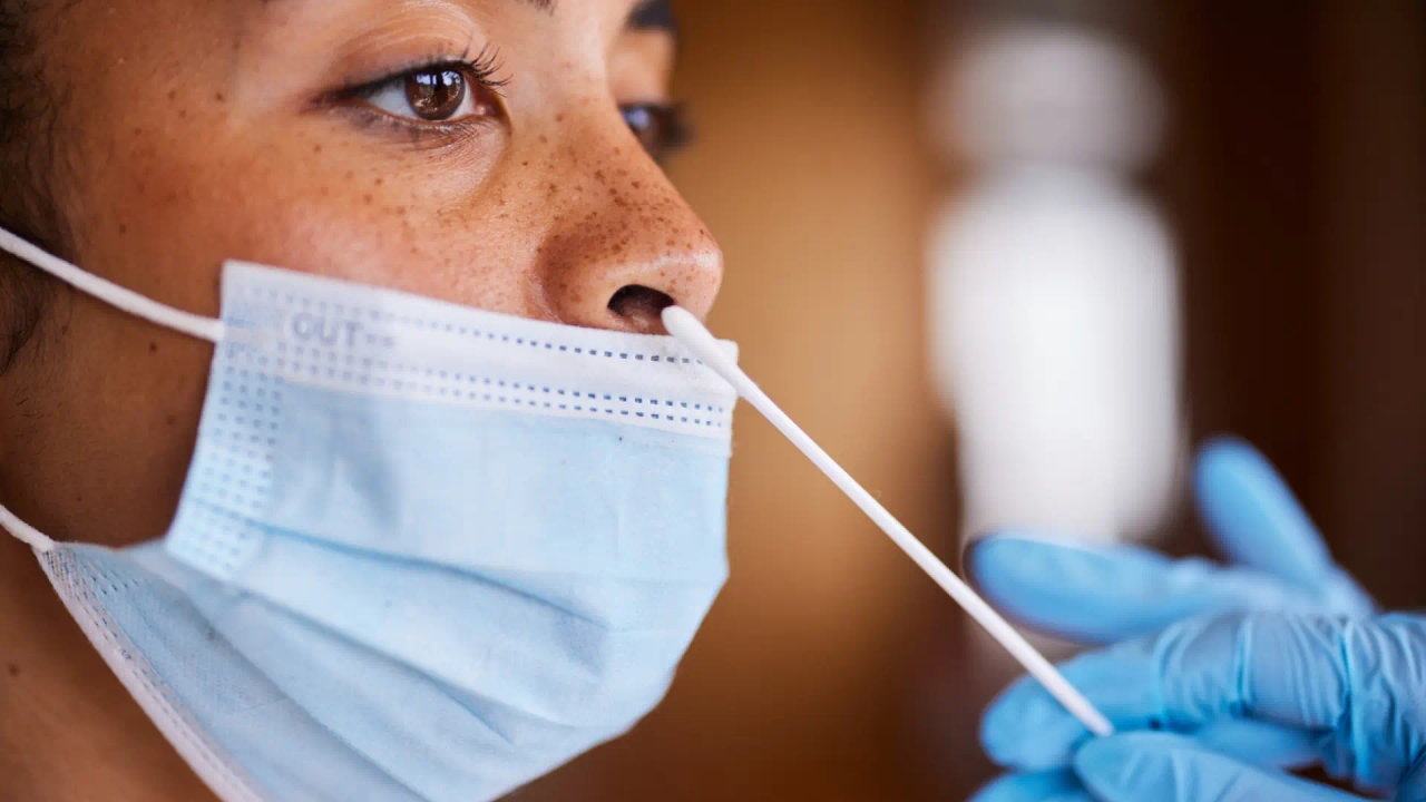 The clear sign that could reveal you have the new COVID variant, according to a doctor