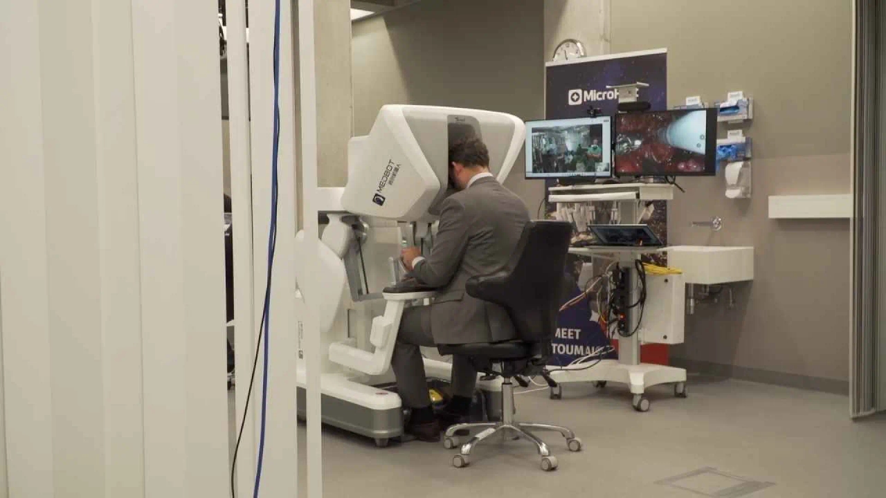 Espanha realiza primeira cirurgia robótica remota com a Bélgica