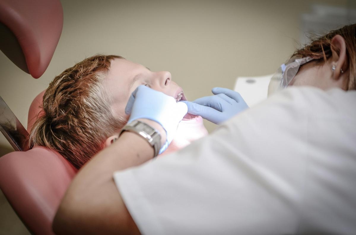 Dental health: what is dental hypomineralization, which affects one in five children in France?