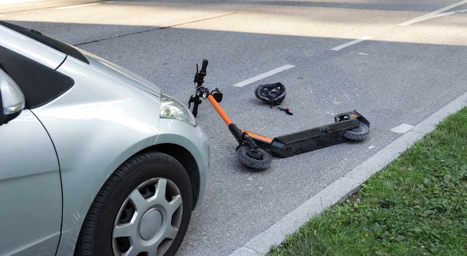 Aumento de 400 por cento. Cada vez mais pessoas andam de scooter sob influência de álcool