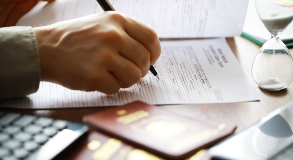 Cela débutera le 1er janvier 2026. Il n’y a jamais eu une telle inspection des employés auparavant.