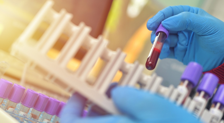 Patient traité en ambulatoire sans possibilité de biopsie liquide