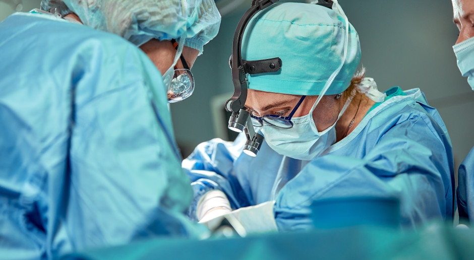 Uma batalha entre os sexos na cirurgia? Os organizadores do congresso mudaram o título da sessão. Prof. Banasiewicz: competência importa.