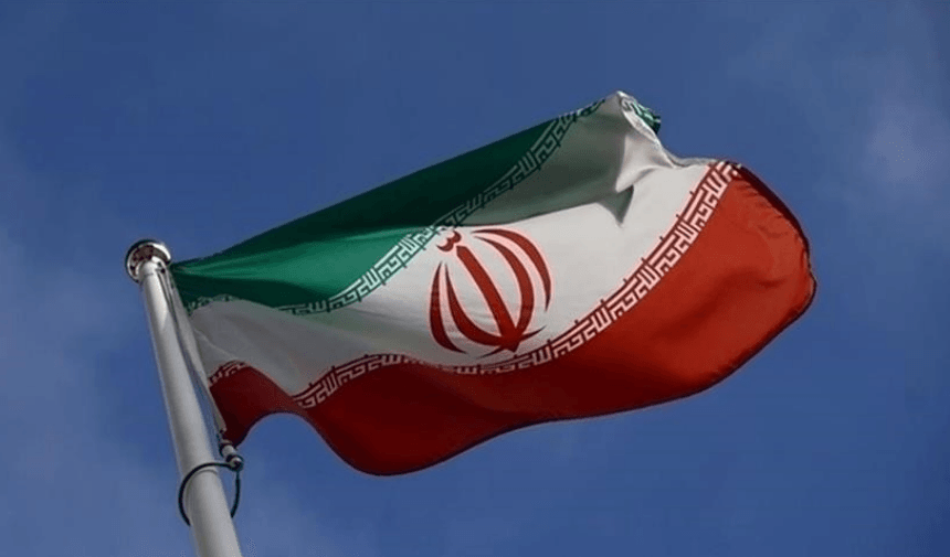 Iran verbiedt overheidsfunctionarissen en soldaten het gebruik van internet!