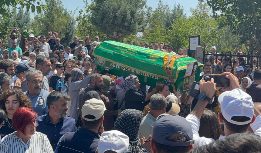 Vasiyeti yerine getirildi! 29 yıl sonra yeniden defnedildi