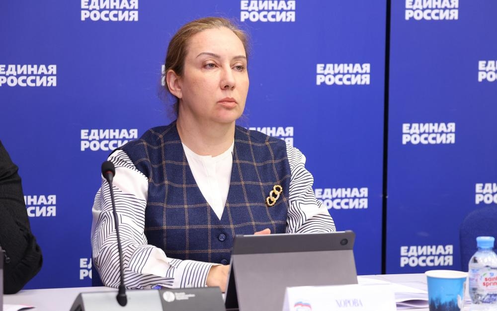 Natalia Khorova, Yahudi Özerk Bölgesi'nden Federasyon Konseyi senatörü olabilir.