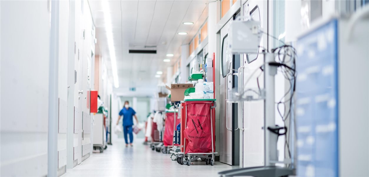 Studio: il numero di ospedali in perdita continua ad aumentare