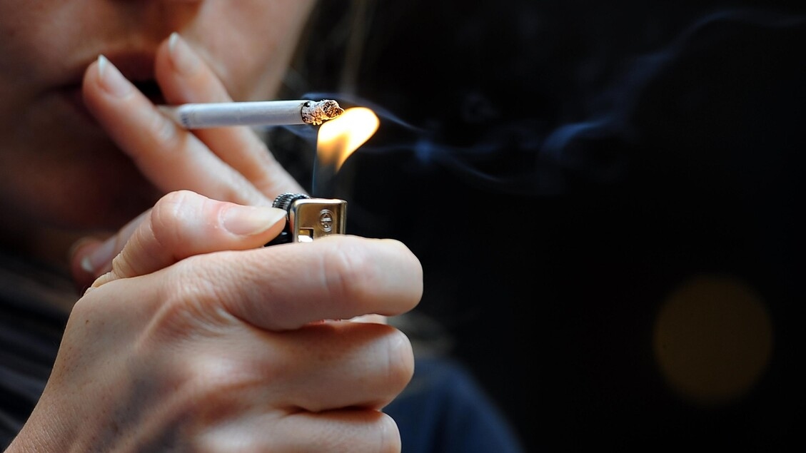 SPÉCIAL CONGRÈS DE L'AIOM : Chaque cigarette vole 20 minutes de vie, ce qui coûte 25 milliards de dollars au NHS.