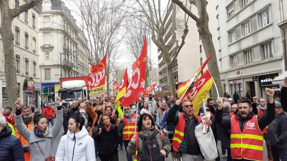 Lyon: Los profesionales de la salud y la acción social llamados a movilizarse este jueves