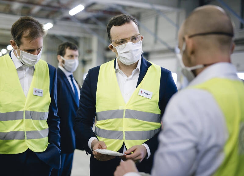 Maskeraanschaf: Spahn over “Team Me”
