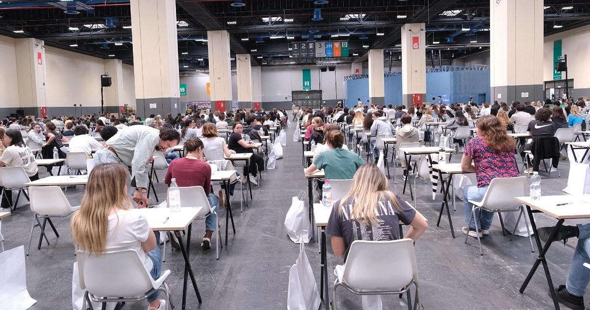 Abolition of the limited number of places at the medical school, the reform approved by the Council of Ministers