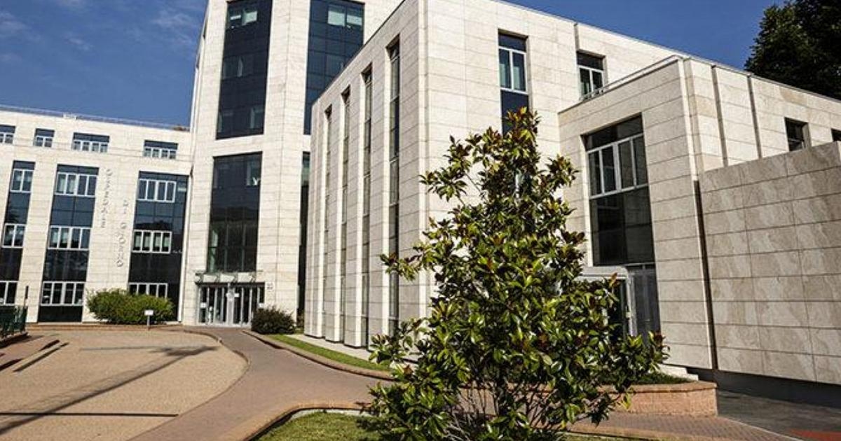Gaslini Hastanesi'nde olağanüstü ameliyat: 20 aylık kız çocuğunun kalbindeki tümör çıkarıldı.
