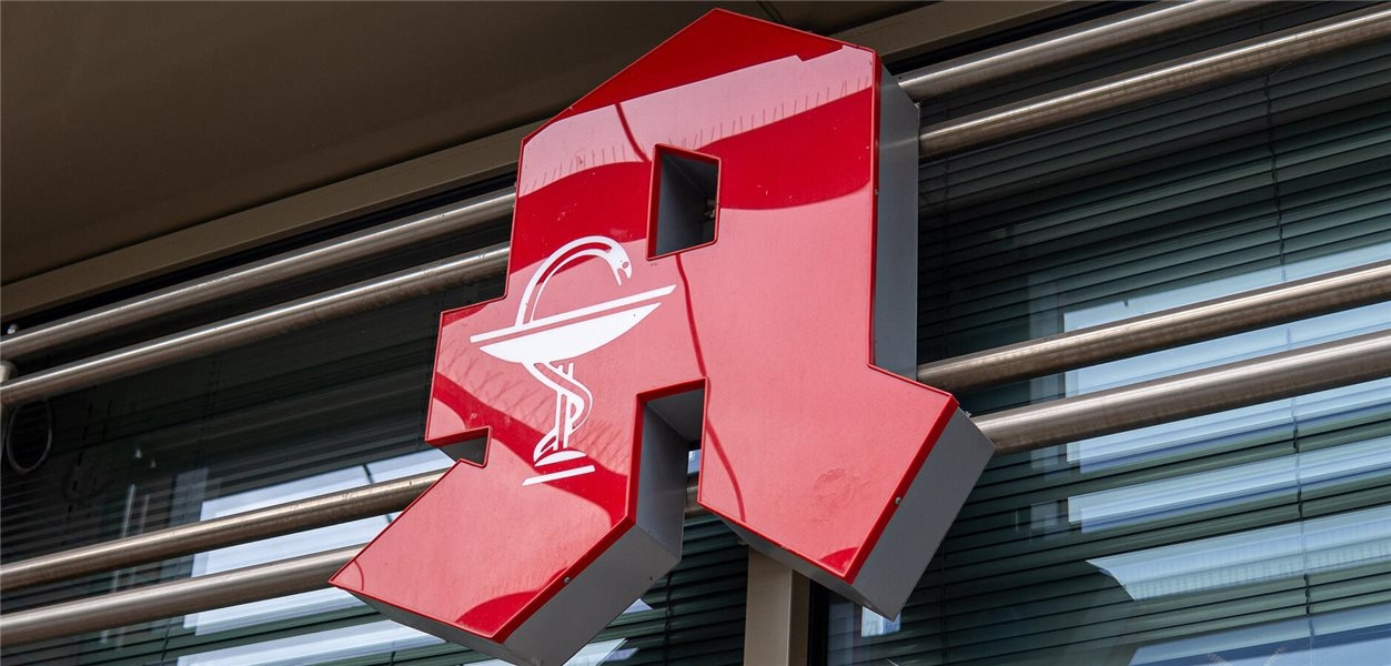 Аптек снова стало меньше, но кризис поставок пока не наступил