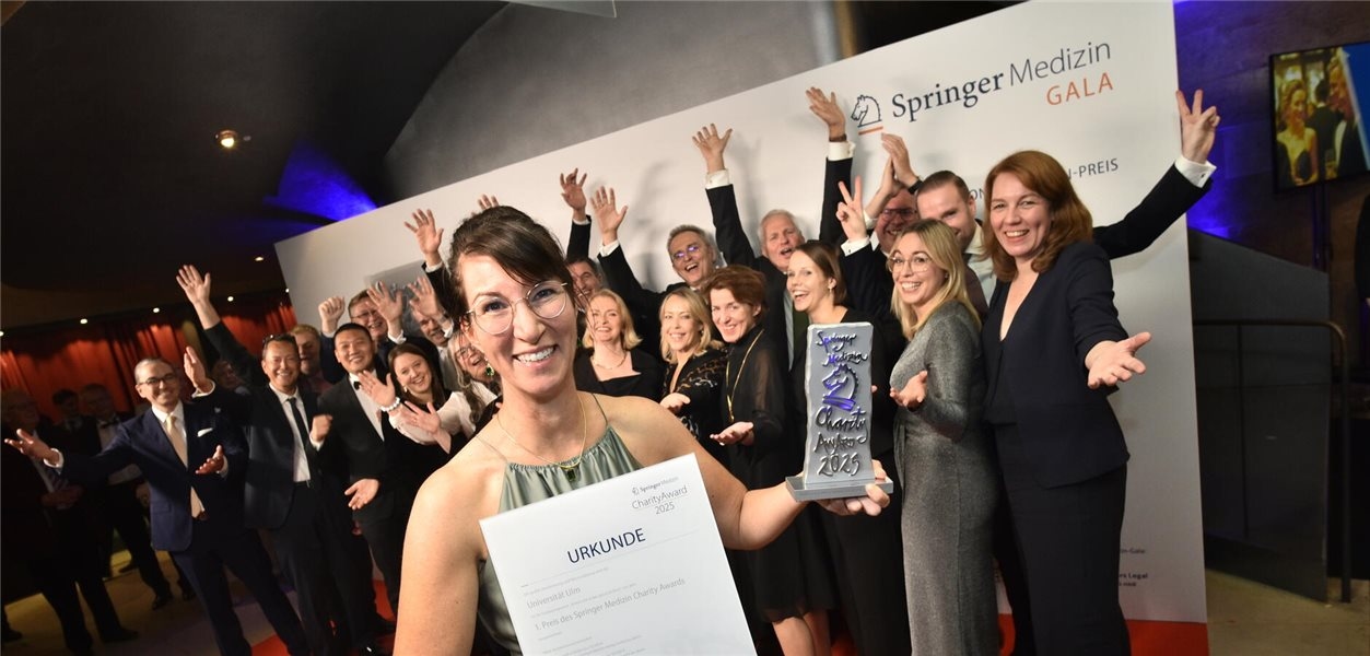 Finn, Fine, and many other children join in: Cast off for a healthy start in life!