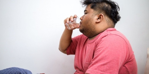 5 boissons à consommer avant de se coucher pour perdre du poids